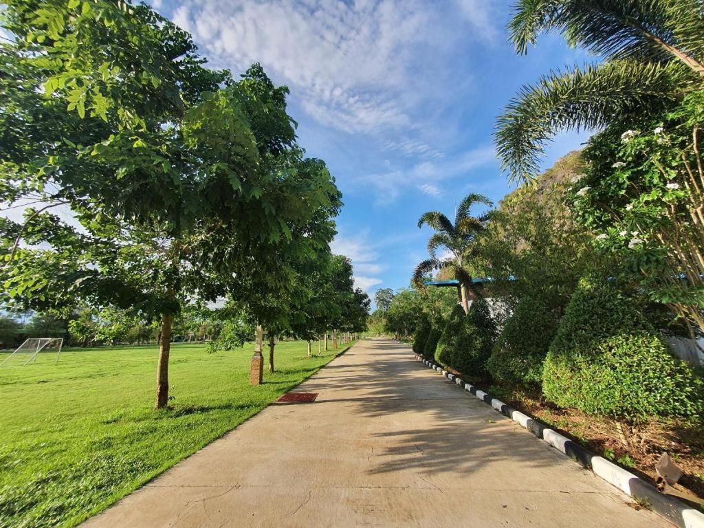 Phuphayot Resort Trang Kültér fotó
