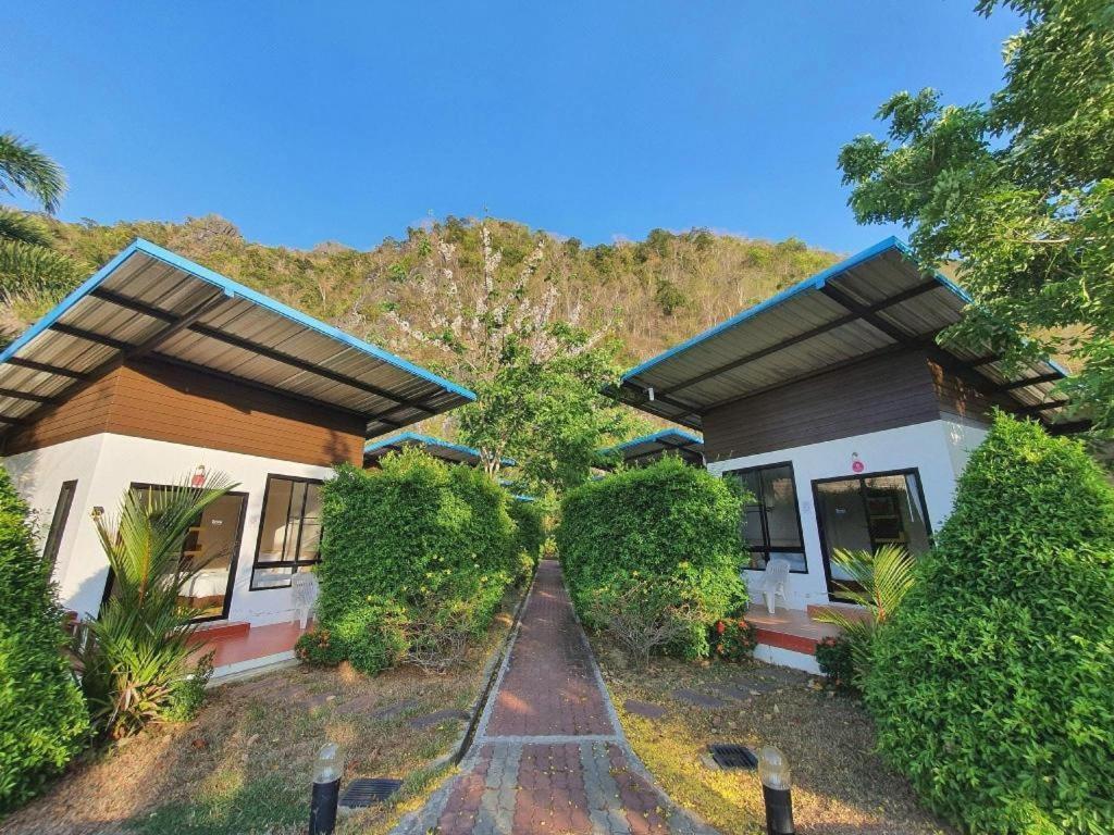 Phuphayot Resort Trang Kültér fotó