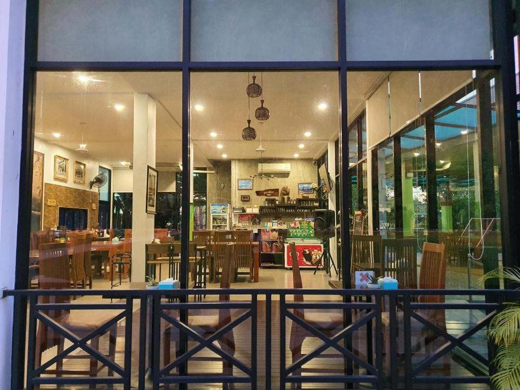 Phuphayot Resort Trang Kültér fotó