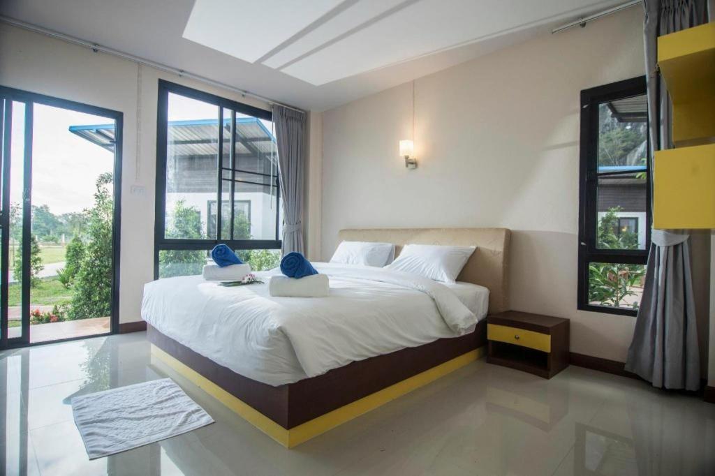 Phuphayot Resort Trang Kültér fotó