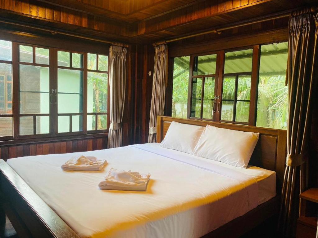 Phuphayot Resort Trang Kültér fotó