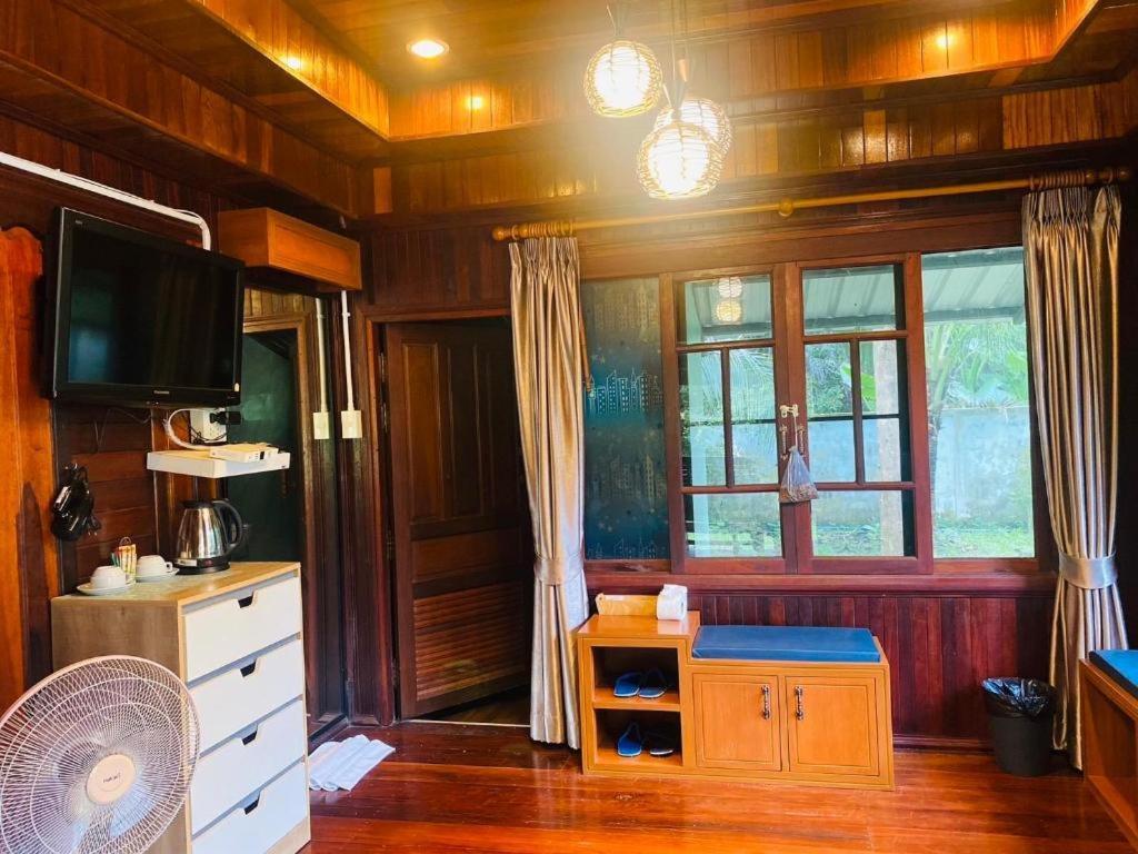 Phuphayot Resort Trang Kültér fotó