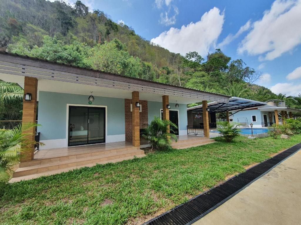 Phuphayot Resort Trang Kültér fotó