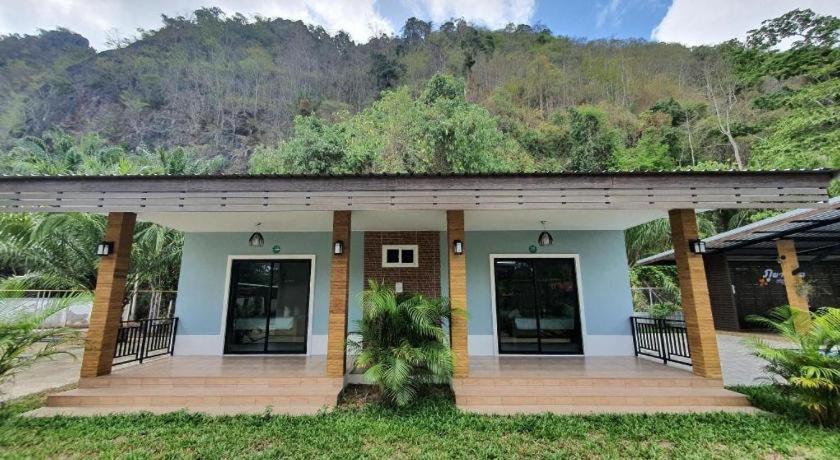 Phuphayot Resort Trang Kültér fotó