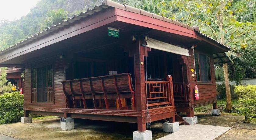 Phuphayot Resort Trang Kültér fotó