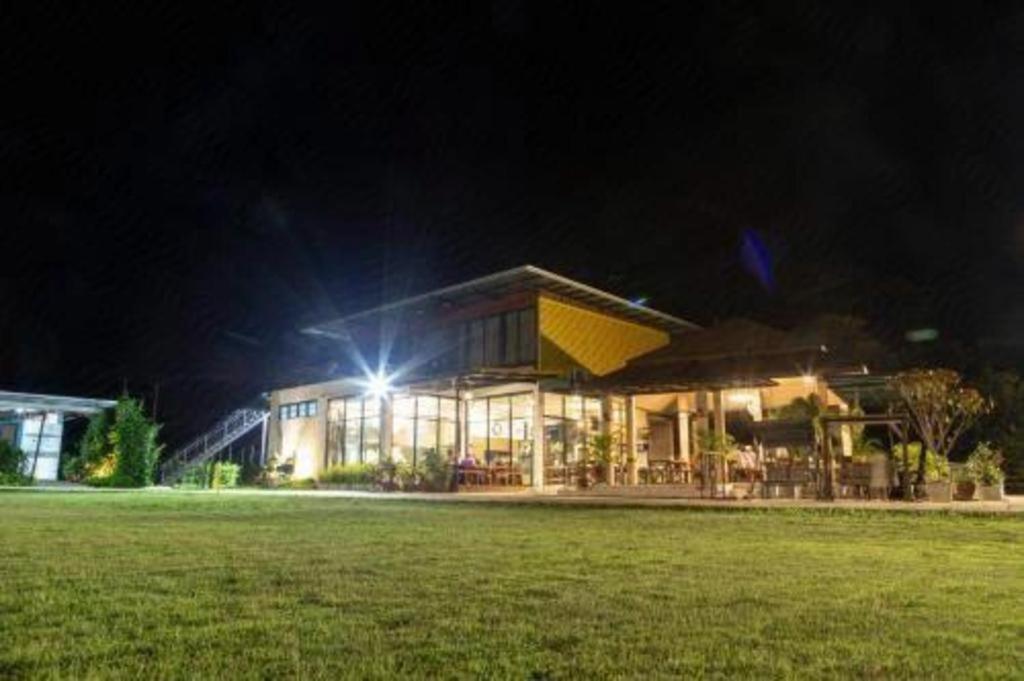 Phuphayot Resort Trang Kültér fotó